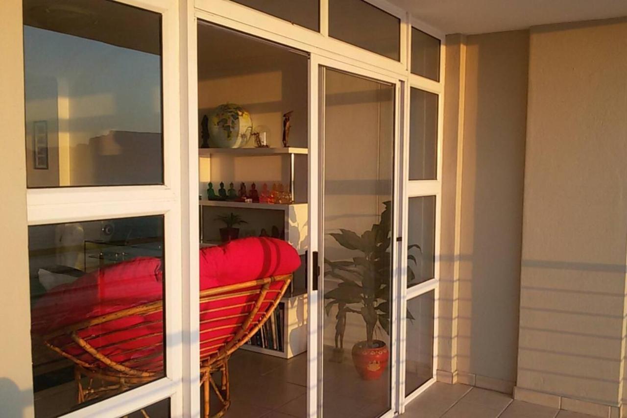 Views In Blouberg, Apartment